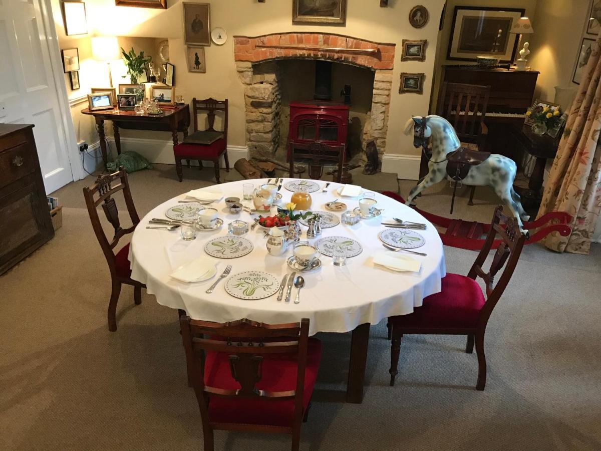 הוילה צ'יפנהאם The Manor Farm Alderton מראה חיצוני תמונה