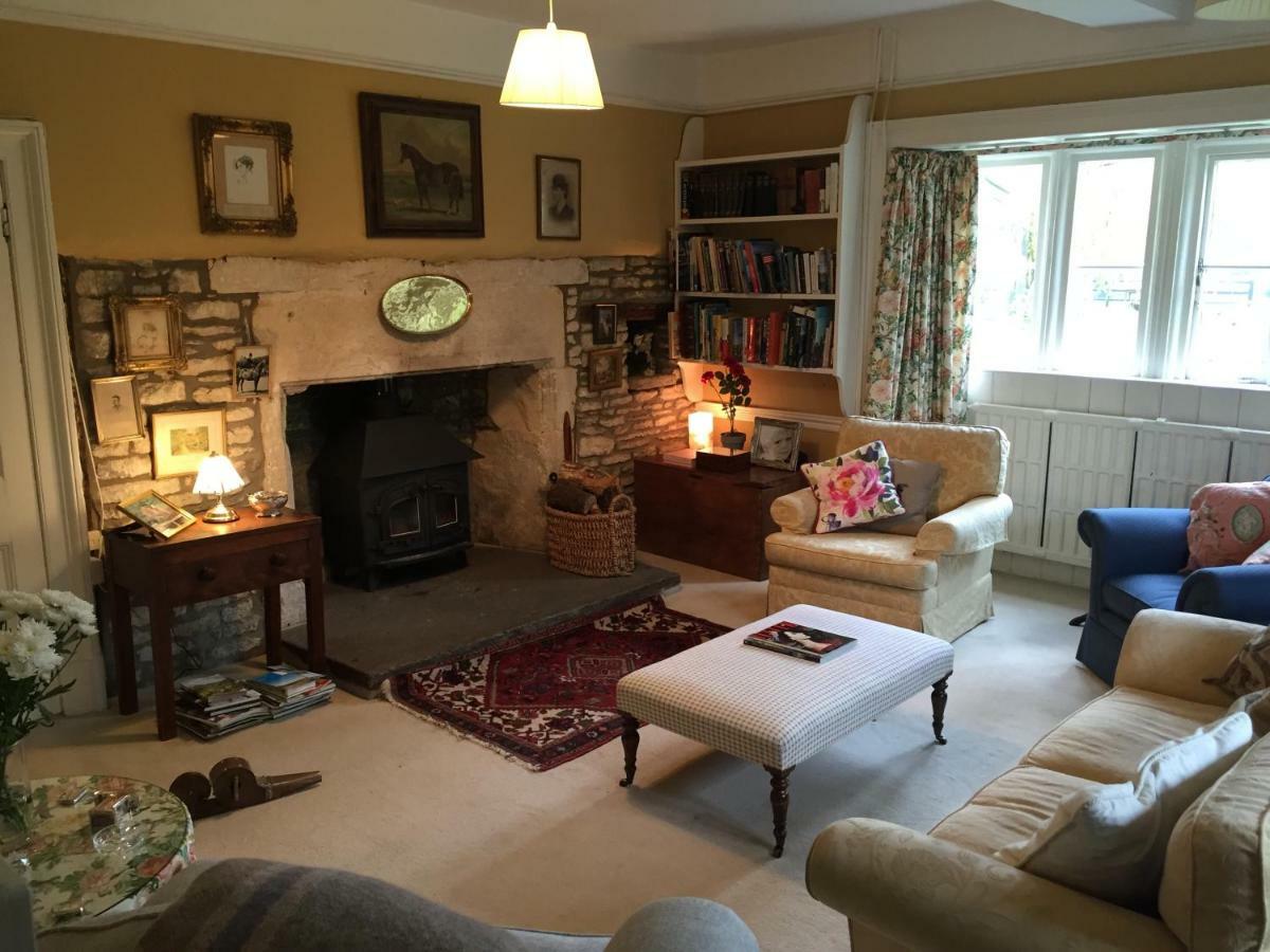 הוילה צ'יפנהאם The Manor Farm Alderton מראה חיצוני תמונה